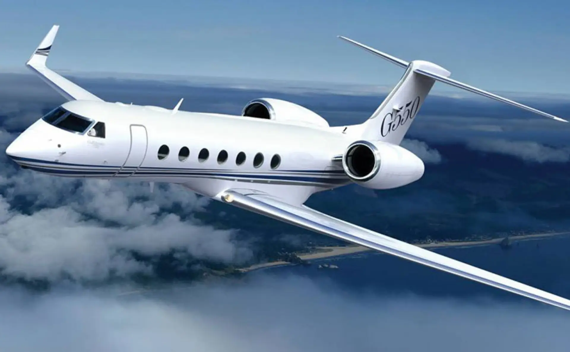 Heavy cabin private jet charter — Gulfstream GIVSP, Falcon 900, Challenger 604
