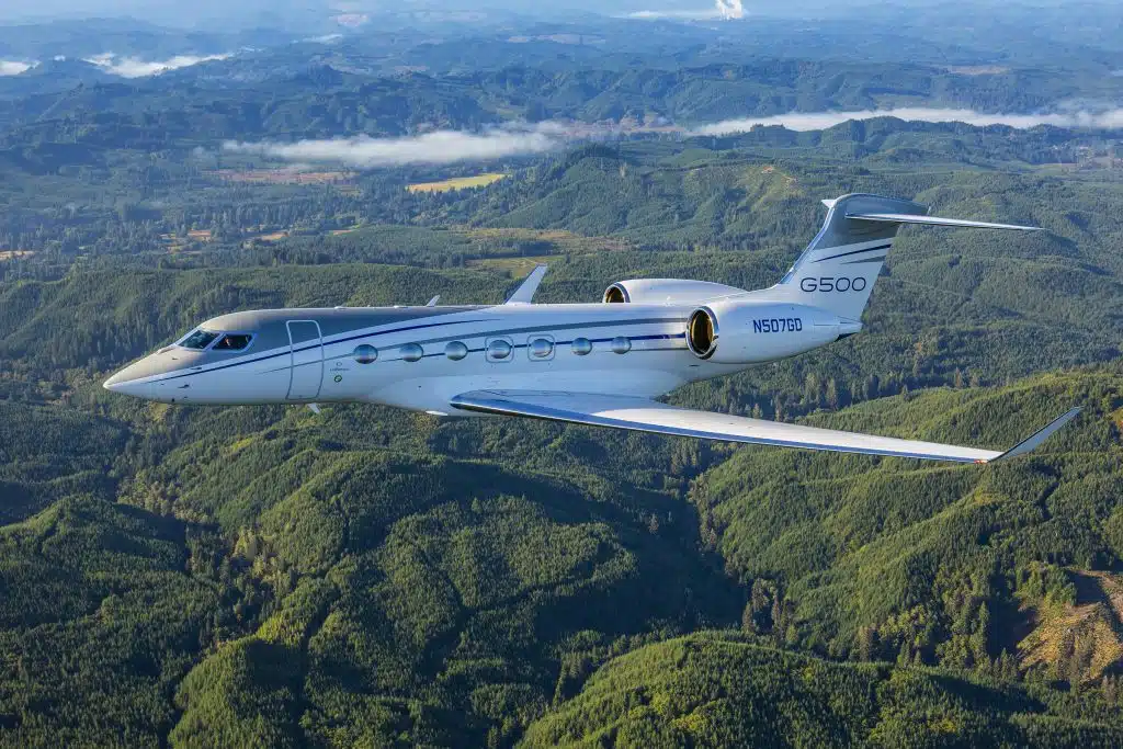 the luxurious choice: flying gulfstream g4 and g5 for travel