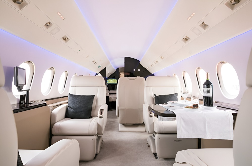 Dassault Falcon 900LX inboard cabin