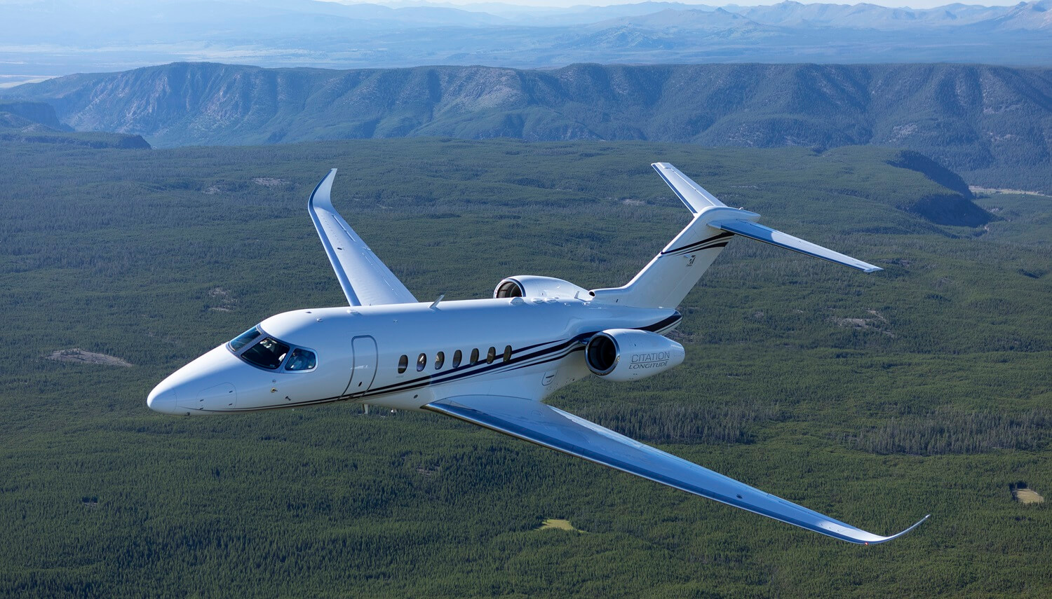 Cessna Citation Longitude Air-to-Air