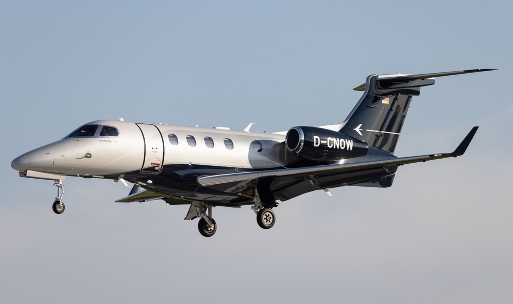 Embraer Phenom 300E E55P