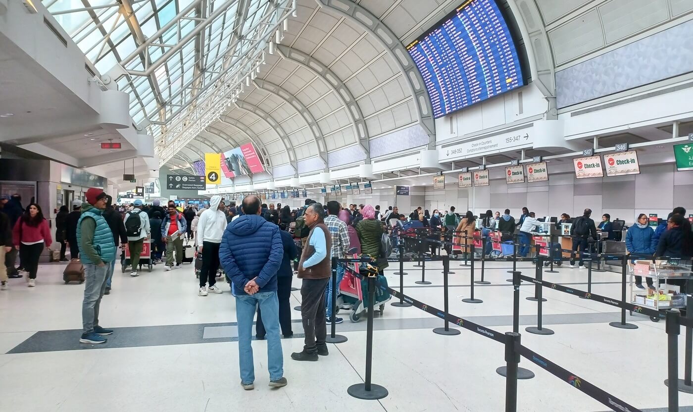 inside view of the Toronto Pearson International Airport Terminal