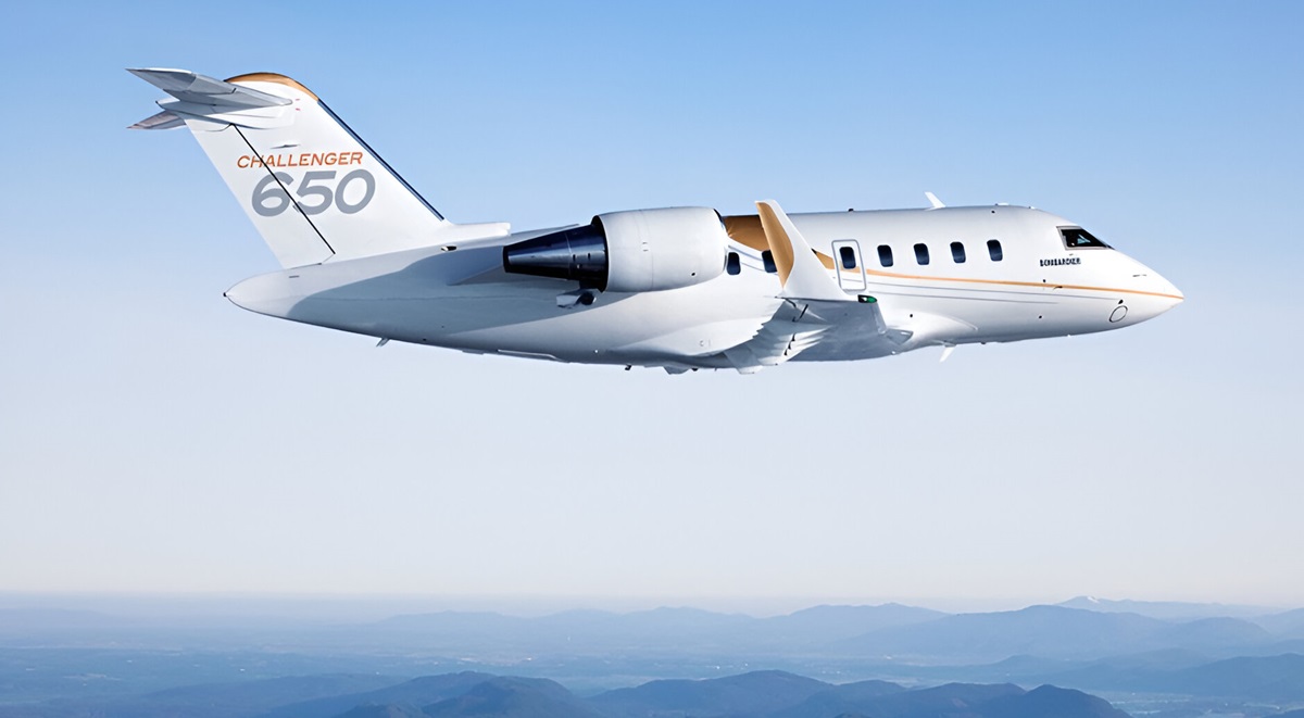 Challenger 650 private jet