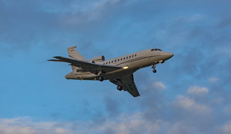 Dassault Falcon 900 lands at Astana airport