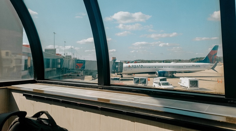 Delta Airlines Plane parked in the Airport Terminal in Pittsburgh