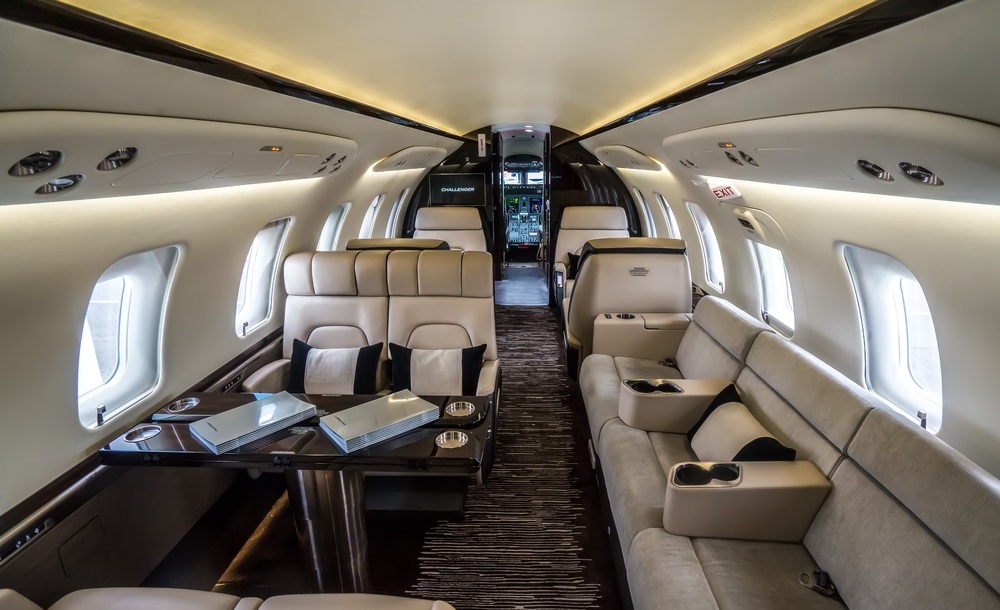 Nomad Aviation Bombardier CL-600 Challenger cabin view