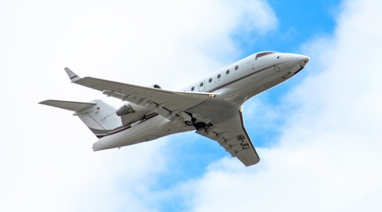 Bombardier Challenger 600