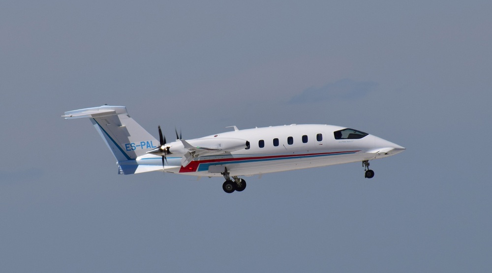 Panaviatic Piaggio P-180 Avanti Evo ES-PAL