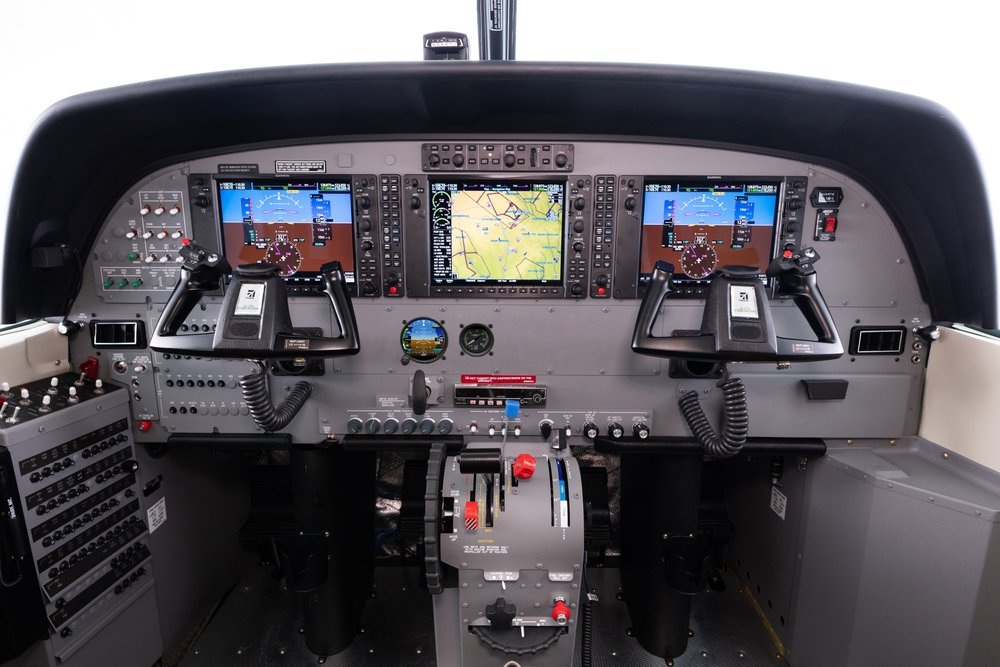 Caranav cockpit